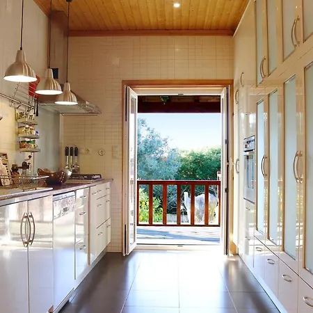 Casa vacanze Beguest Lisbon's North West Nature & Beach House *